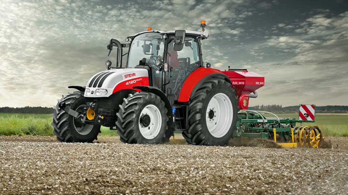 haai Maori Lotsbestemming STEYR Enhances Utility Tractor Offering With New Multi And Kompakt Ranges -  Plant & Equipment News