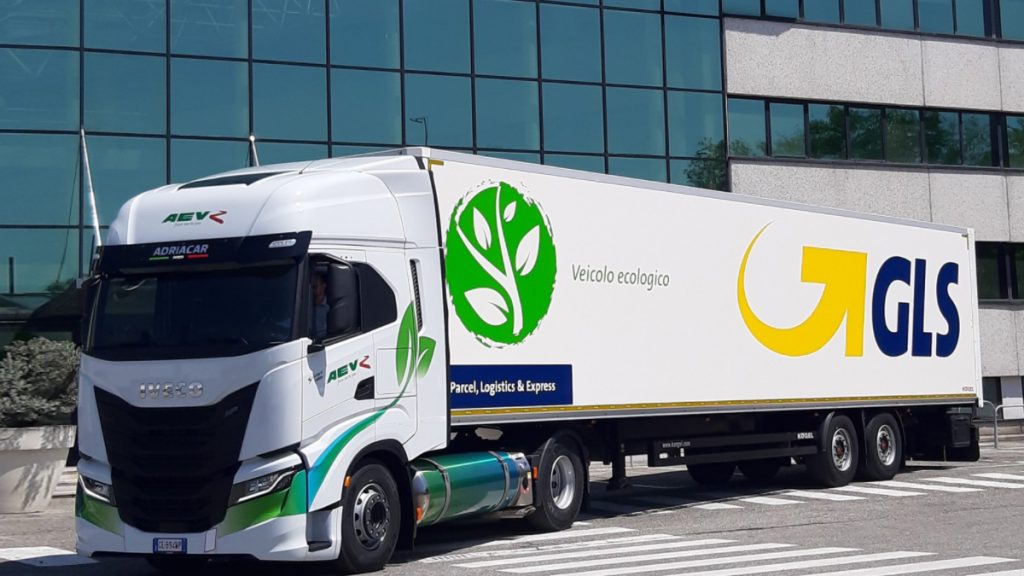 GLS Updates Its Fleet With 120 IVECO S-WAY LNG And Bio-LNG Powered Vehicles