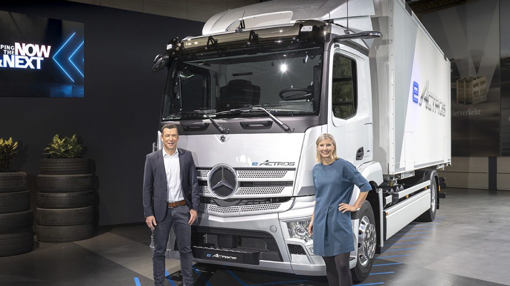 Mercedes-Benz Trucks Presents Innovative Solutions