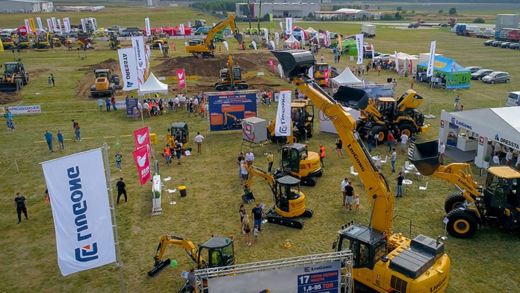 LiuGong Dressta Machinery Showcased Its Newest Machines At The eRobocze Show LiuGong Dressta Machinery Showcased Its Newest Machines At The eRobocze Show