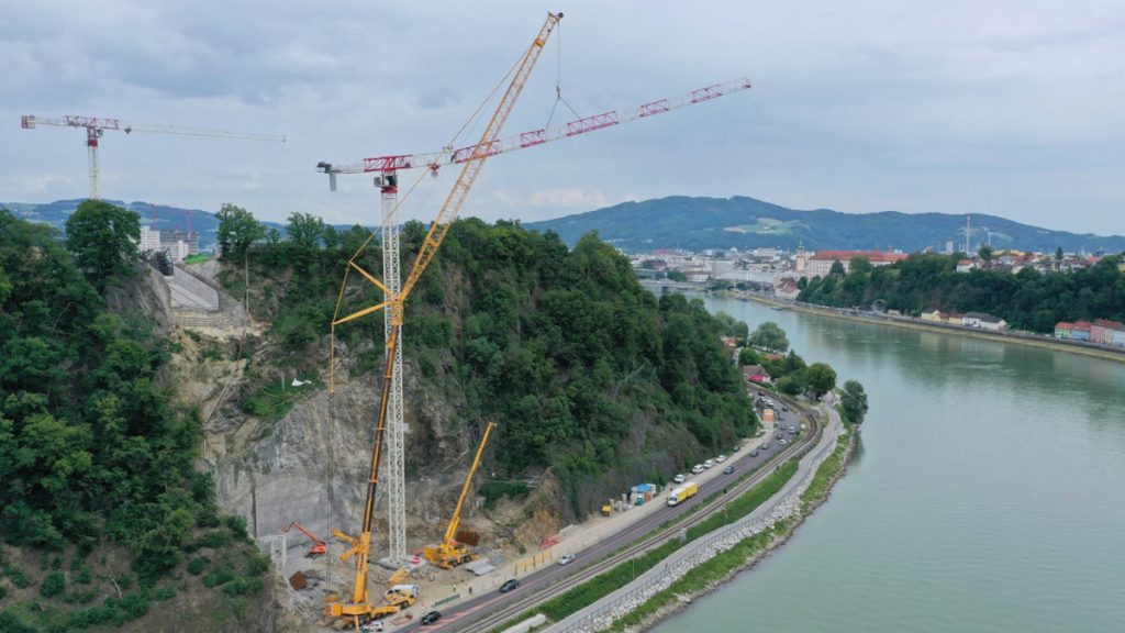 ASFINAG Chooses 4 Flat Top Terex Tower Cranes For Austria’s Danube Bridge