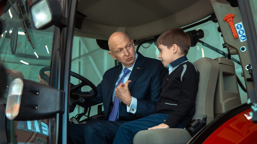 Bereketli Atyz Officially Opens New Case IH Dealership In Turkmenistan