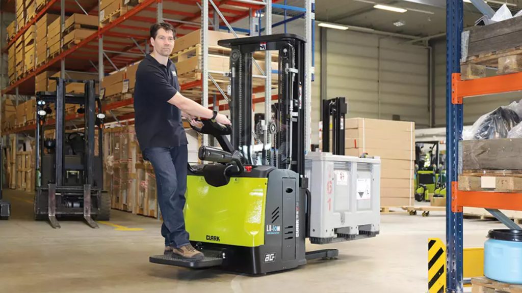 Clark High-Lift Truck With Lithium-Lon Technology