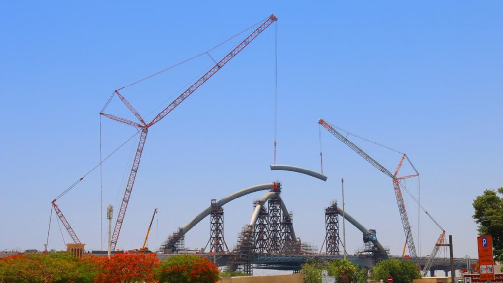 Mammoet And AMS Support Construction Of Dubai’s Next Iconic Landmark Mammoet Supports Construction Of Dubai’s Next Iconic Landmark