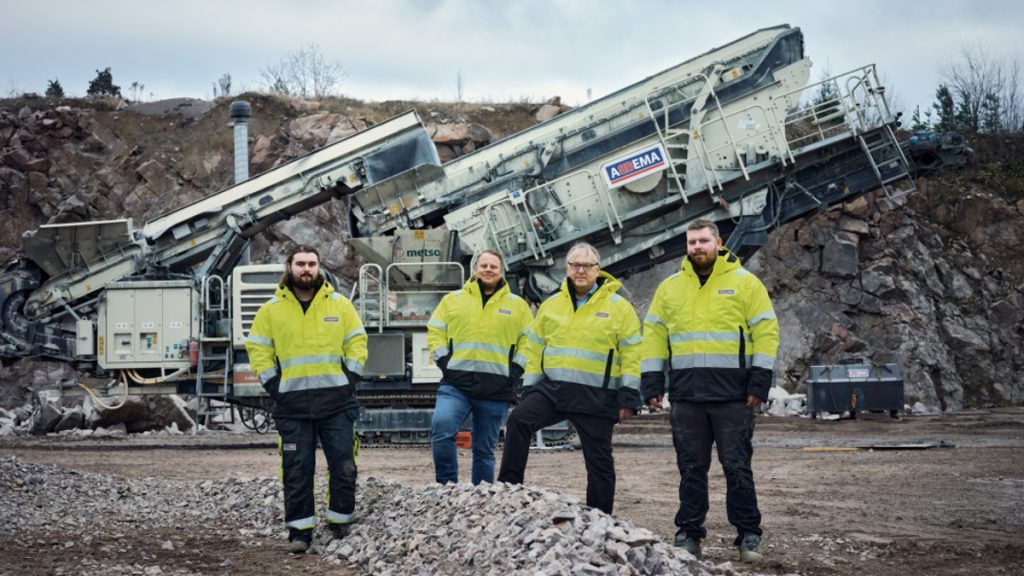ABBEMA Crushes It With Volvo Penta-Equipped Metso LT330D ABBEMA Crushes It With Volvo Penta-Equipped Metso LT330D