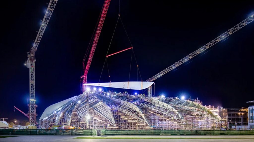 Mammoet Assisted The Construction Of The UAE Pavilion At Expo 2020