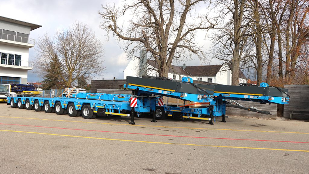 Delivery of the two MPA 8 semitrailers