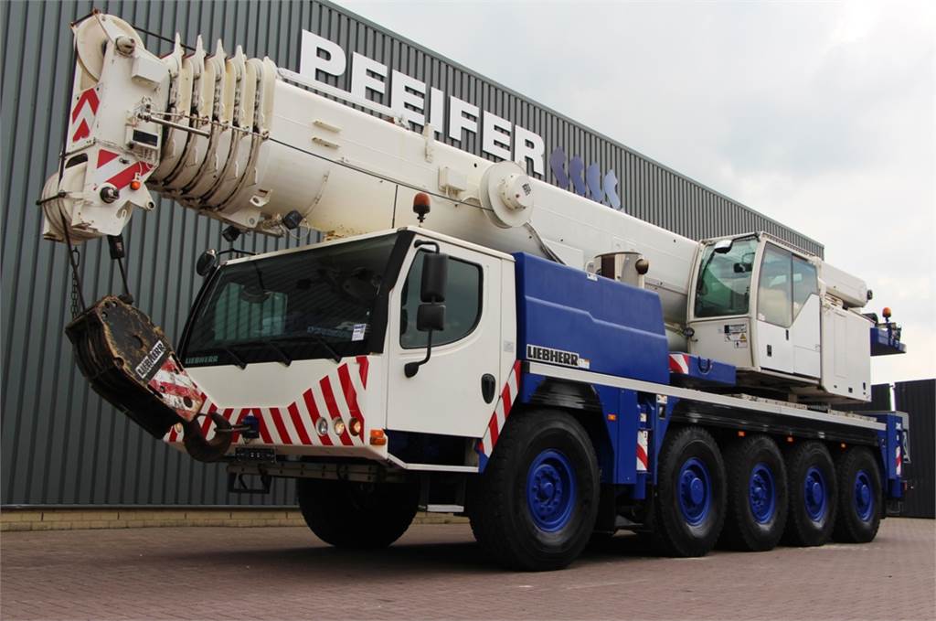 Modernisation And Expansion – Schuch Buys 15 New Liebherr Mobile Cranes