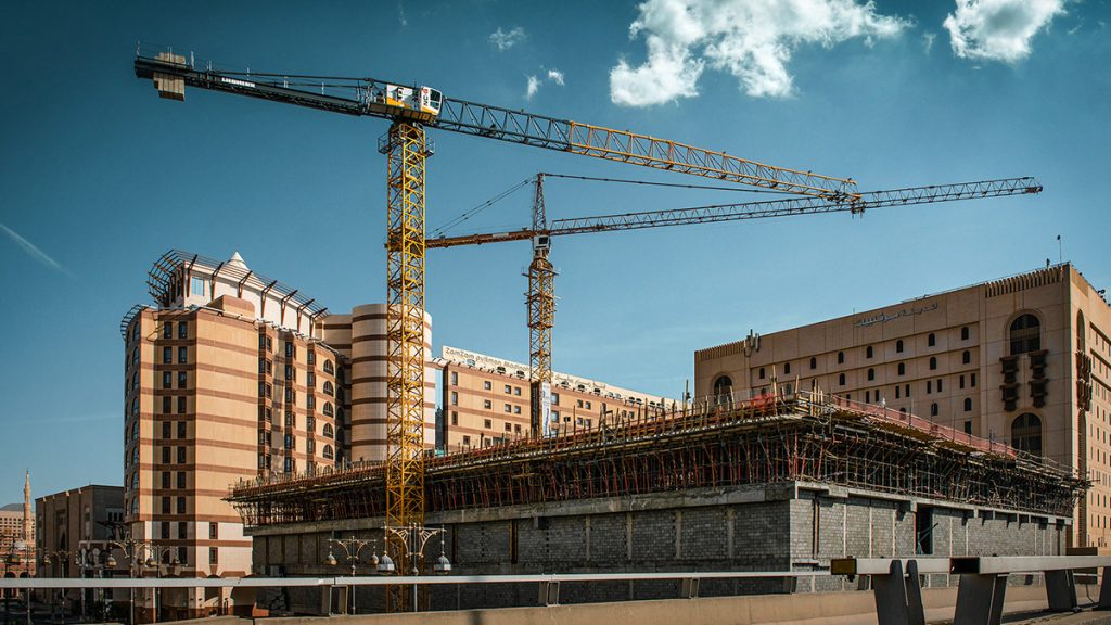 The most powerful crane in Liebherr’s NC-B series in operation: The NC-B 12-70 is currently involved in the construction of a museum in Medina.