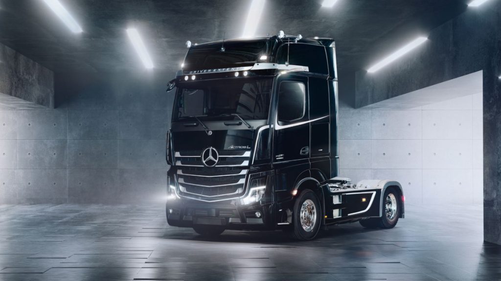 The New Actros L Driver Extent+