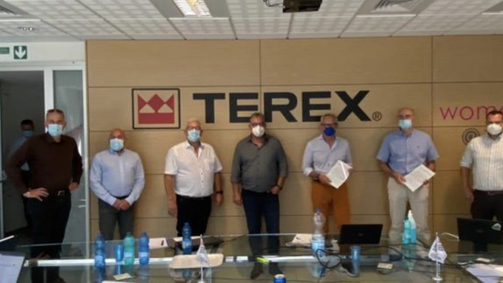 14 X Terex Tower Cranes And Official Partnership For XL Kranlogistik, Austria