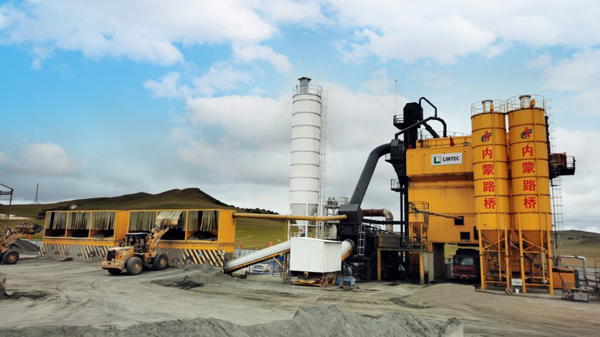 Lintec CSM Asphalt Mixing Plants Travel Across Inner Mongolia