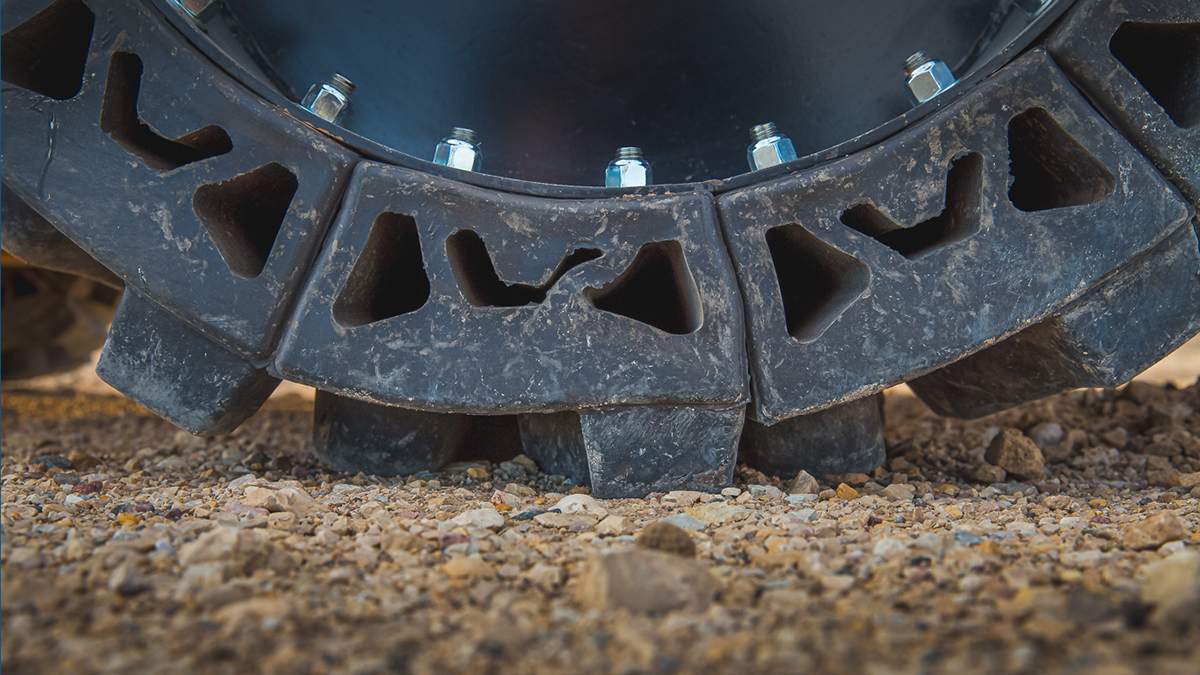 EWRS-AT series solid skid steer tire 