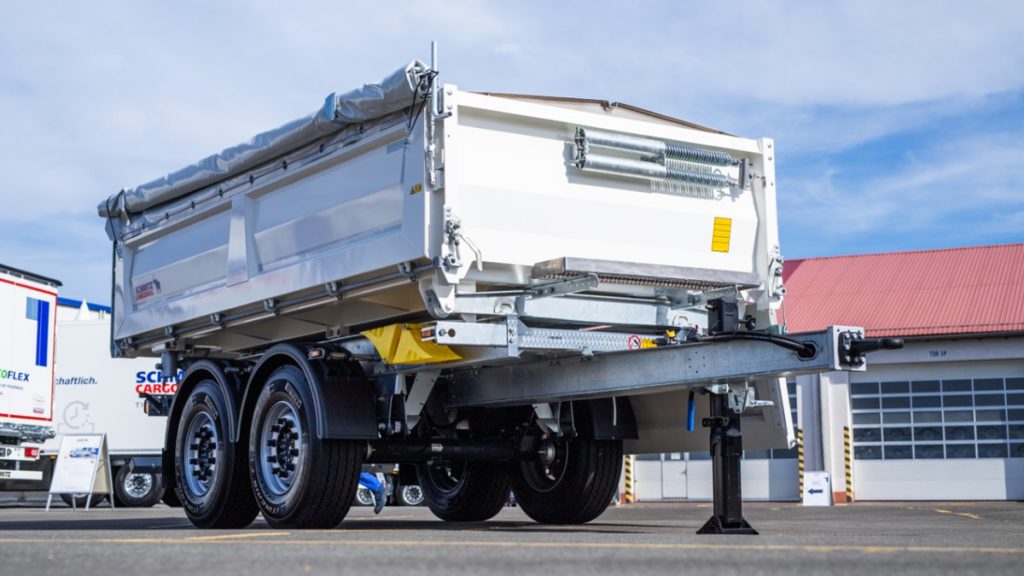 New And Back In The Range: The Three-Way Tipper Z.KI New And Back In The Range: The Three-Way Tipper Z.KI