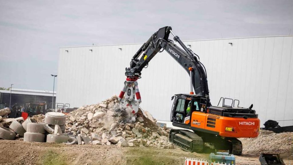 Hitachi ZX390TC-7 Excavator Boosts Productivity On Demolition Projects