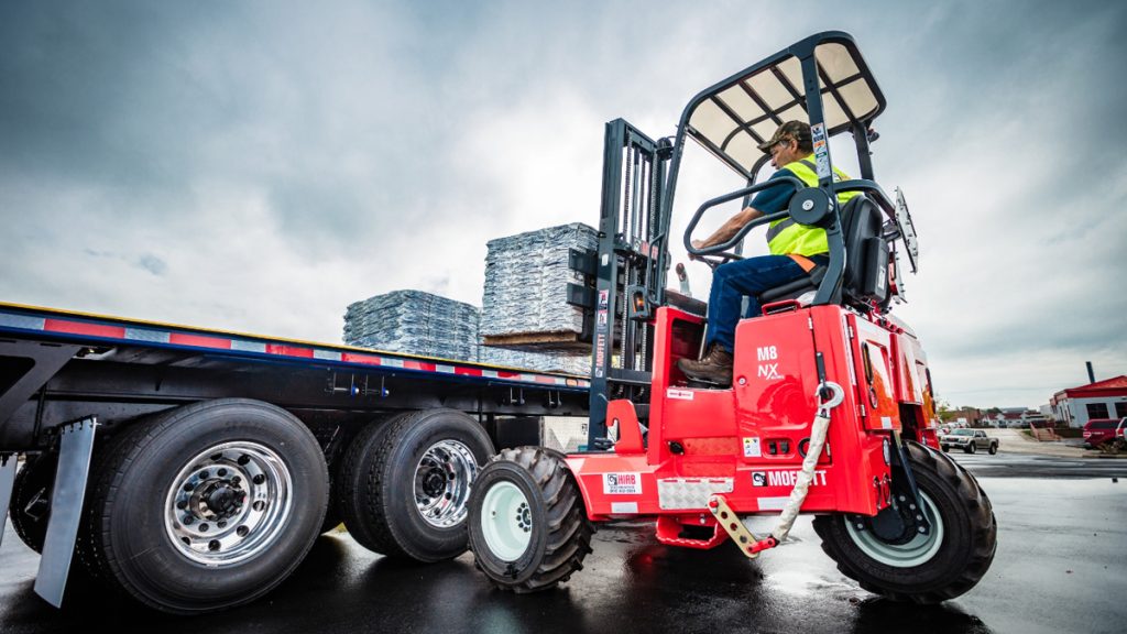 Hiab Receives Significant Repeat Order For MOFFETT Truck Mounted Forklifts
