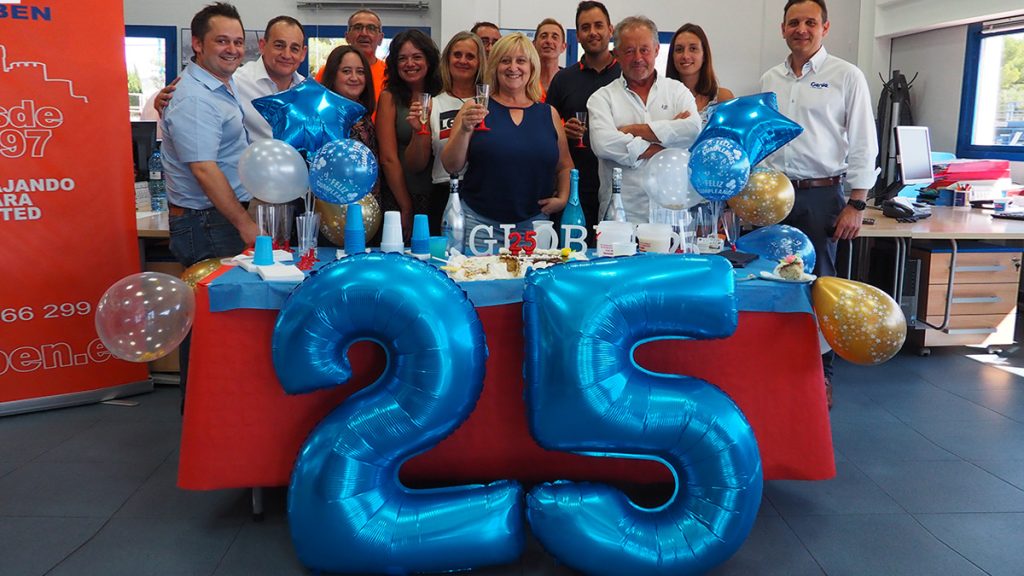 The Globen Team celebrating their 25th anniversary