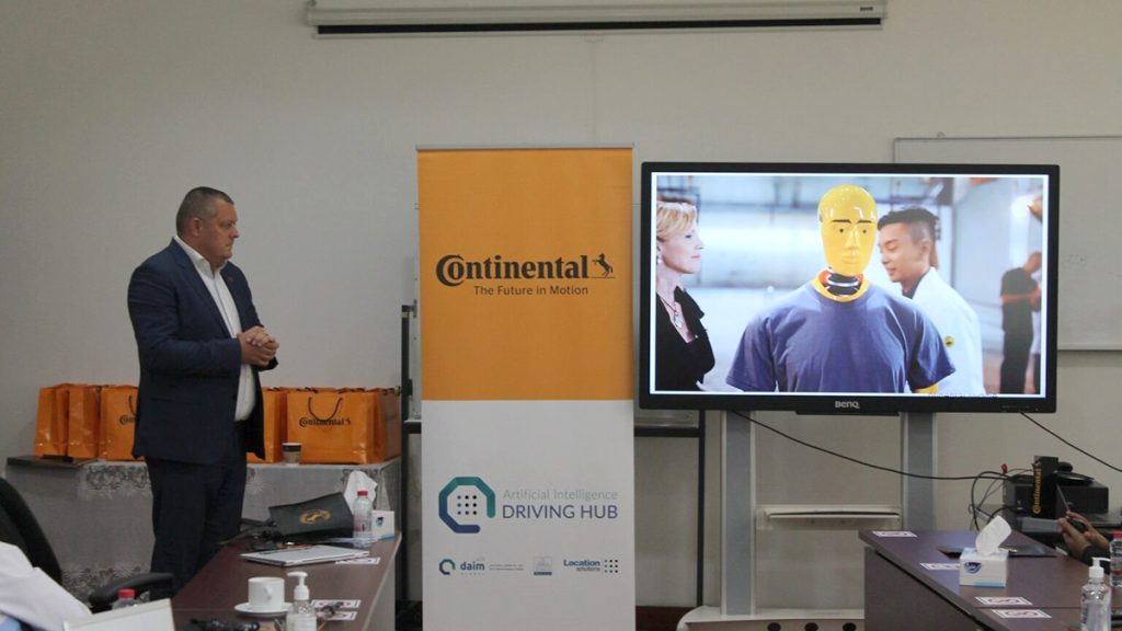 Dubai Police In Collaboration With Continental Organizes A Dialogue Session On Artificial Intelligence Driving Hub