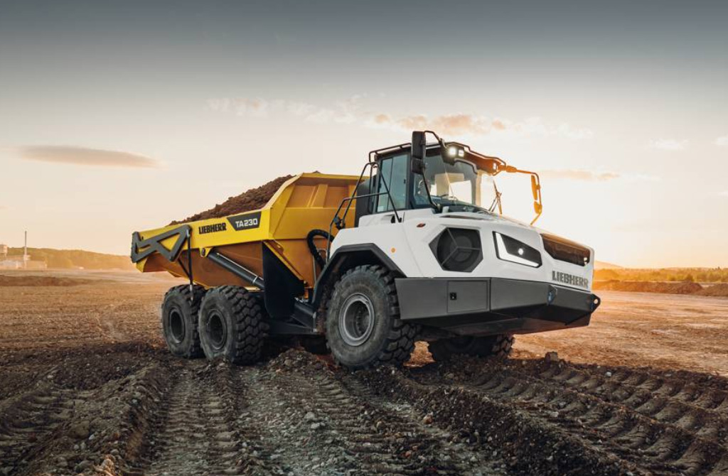 The articulated dump truck TA 230 Litronic from Liebherr celebrates its début at Bauma 2022: This is the first international trade fair appearance of the machine
