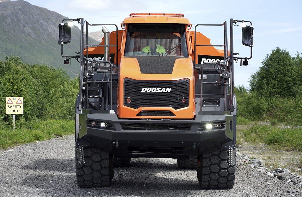 Doosan To Launch New 4x4 DA45-7 ADT At Bauma 2022