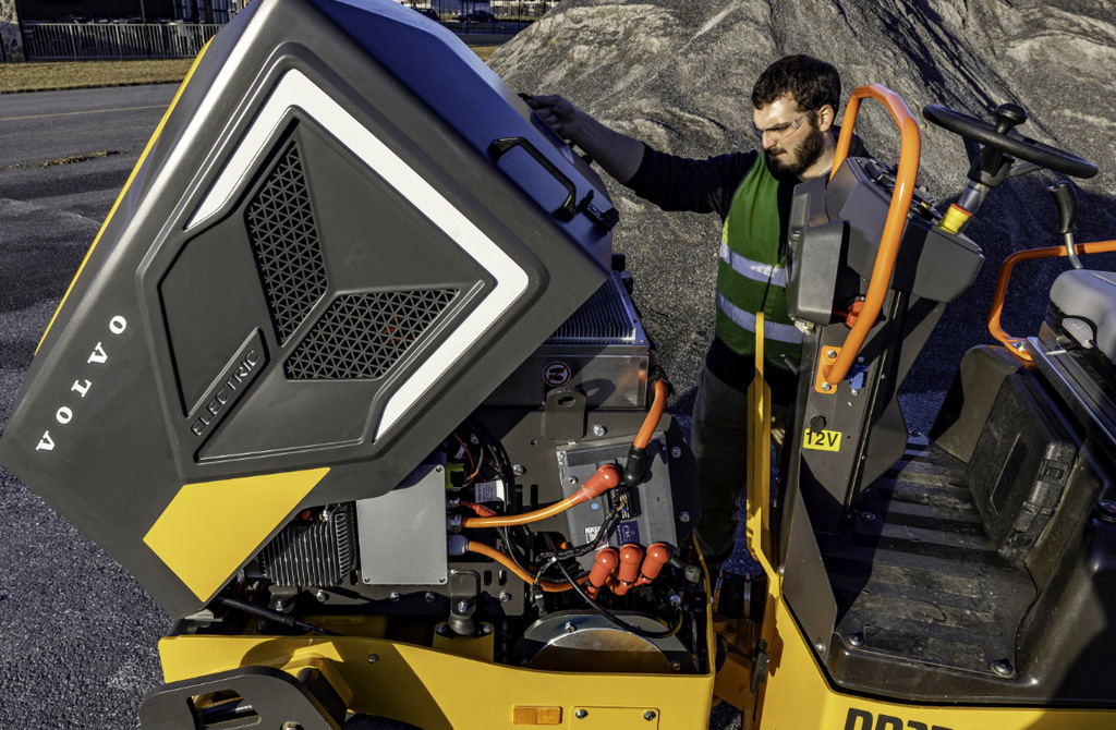 Volvo CE Introduces First Electric Machine For Road Segment