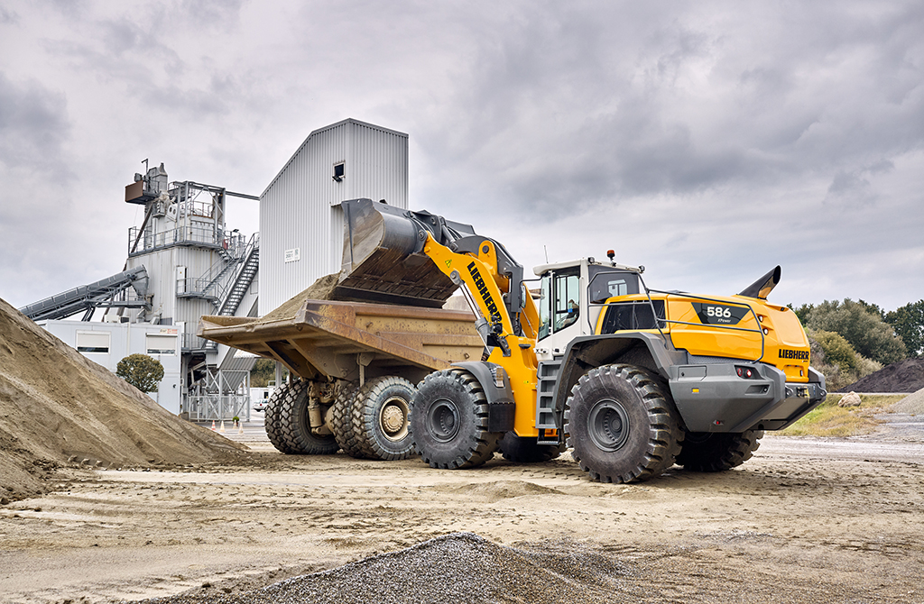The L 586 XPower, Liebherr’s largest wheel loader, is showcased at Conexpo 2023.
