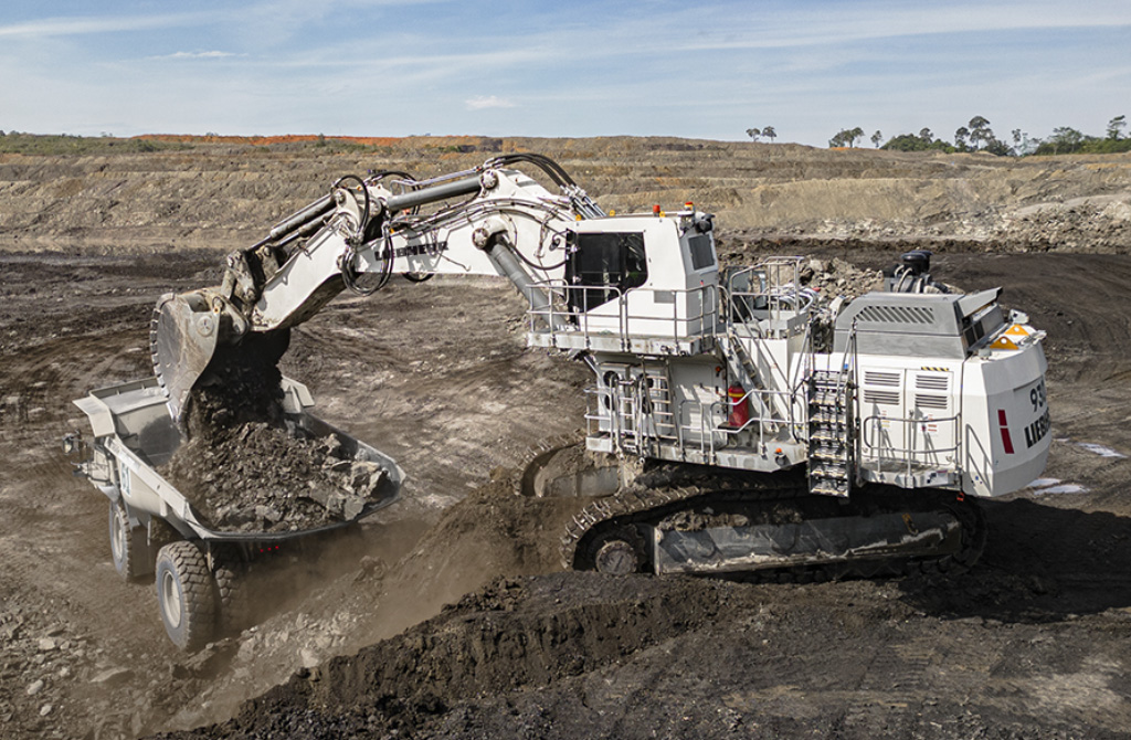 A R 9300 currently being used to load overburden at the Tabang mine, Indonesia.