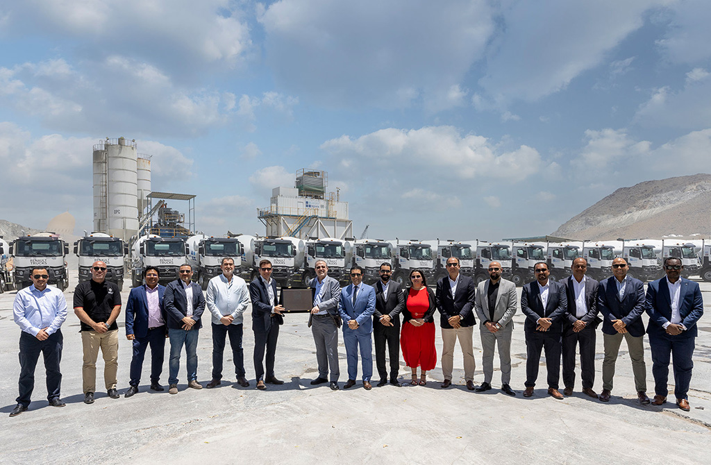 SIJIMIX Repeats Order Of 20 Renault Trucks K Concrete Mixers