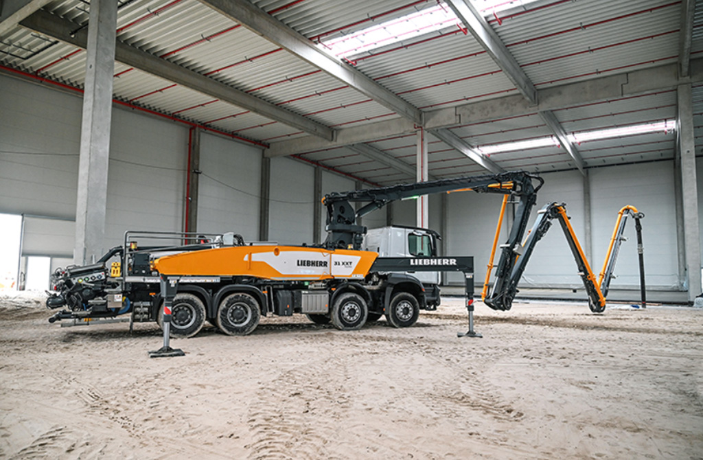New 31 XXT Truck Mounted Concrete Pump From Liebherr: Perfection - Especially In Buildings