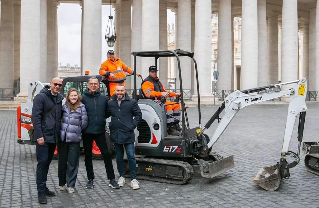 Bobcat Mini-Excavators And Loaders On The Front Line In Works For The Jubilee In Rome