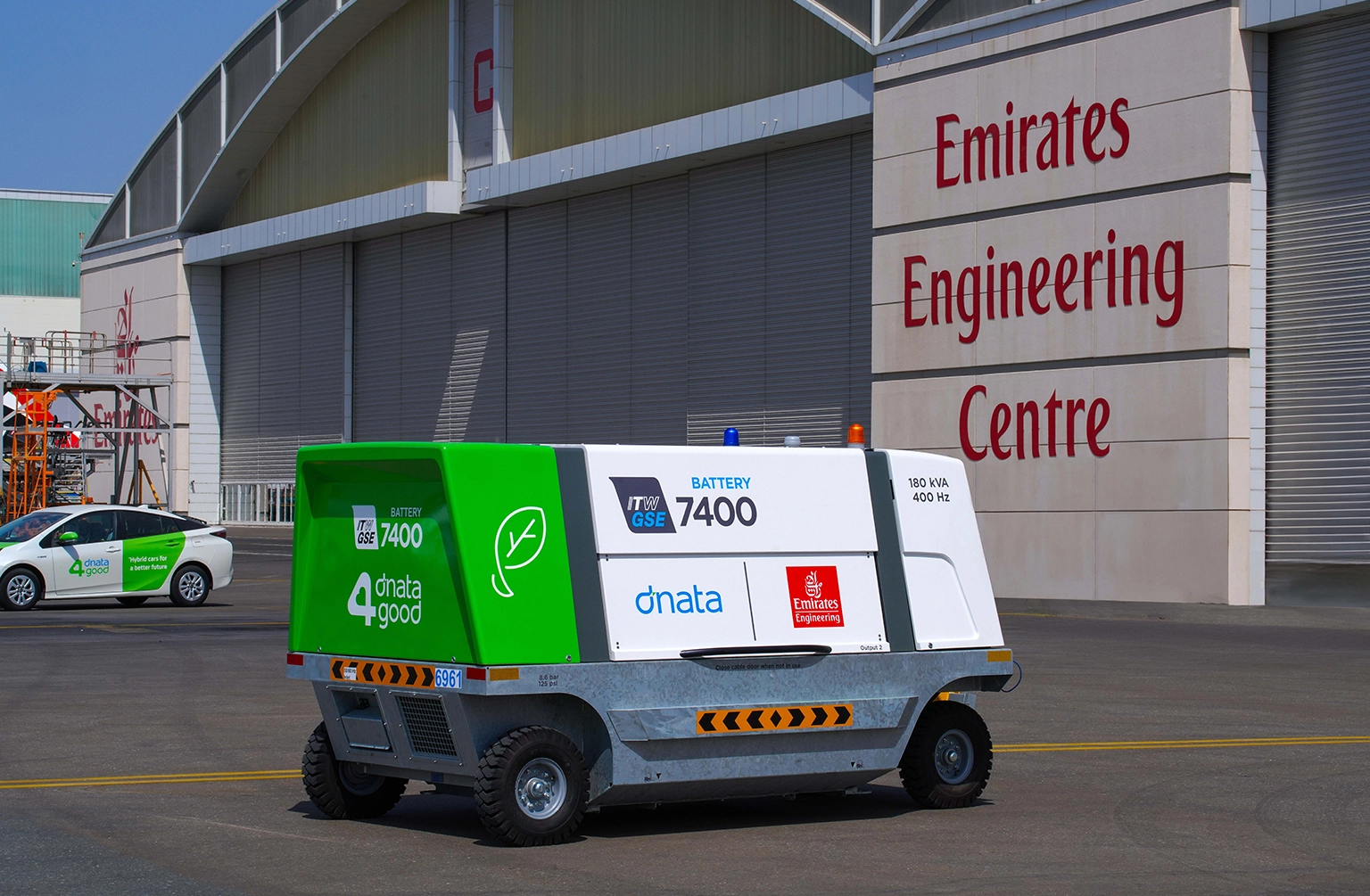 dnata Adds 14 Electric Ground Power Units (GPUs) to Dubai Fleet