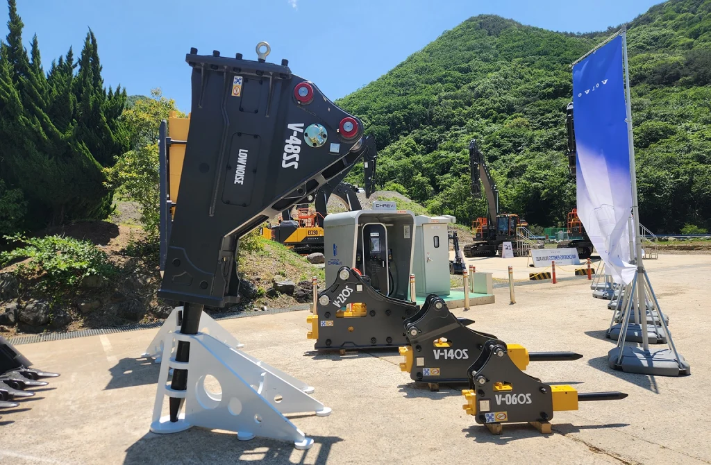 JSC: A Global Leader In Hydraulic Breakers JSC: A Global Leader In Hydraulic Breakers