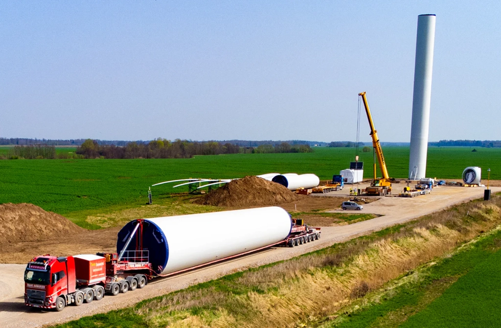 Nooteboom Introduces New Generation Mega Windmill Trailer XXL