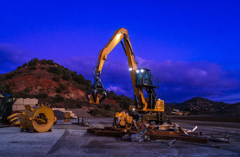 Caterpillar Introduces The Cat MH3032 Material Handler Caterpillar Introduces The Cat MH3032 Material Handler