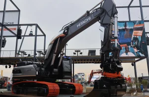 Hitachi LANDCROS