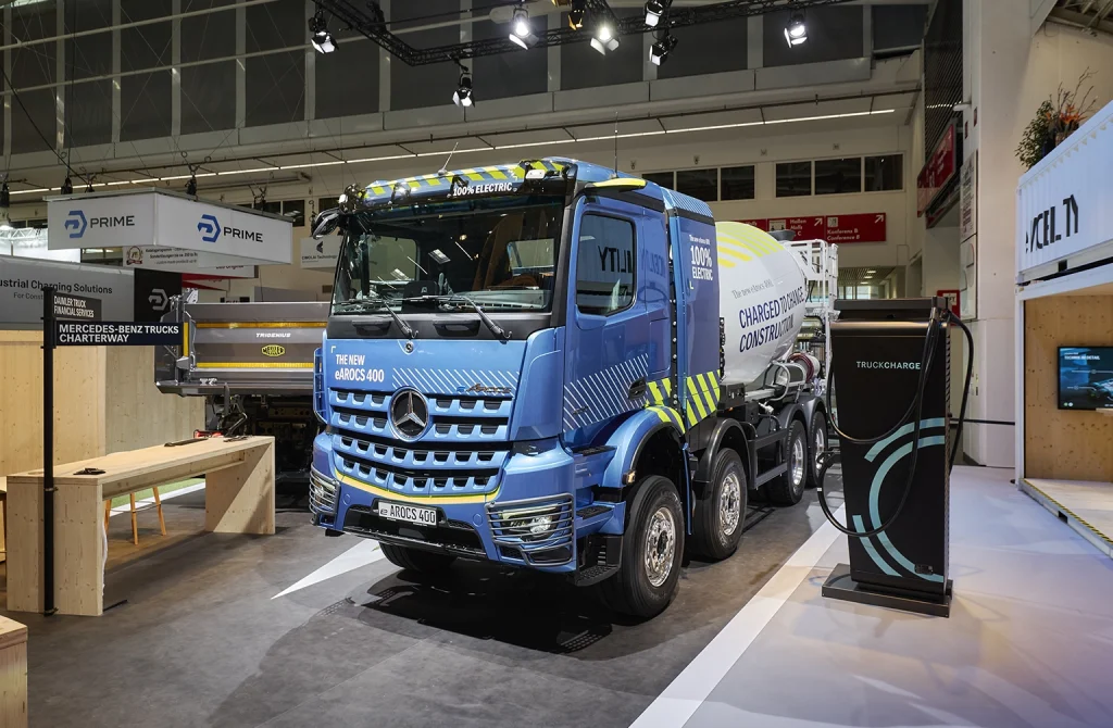 Mercedes-Benz Trucks Unveils eArocs 400 Mercedes-Benz Trucks Unveils eArocs 400