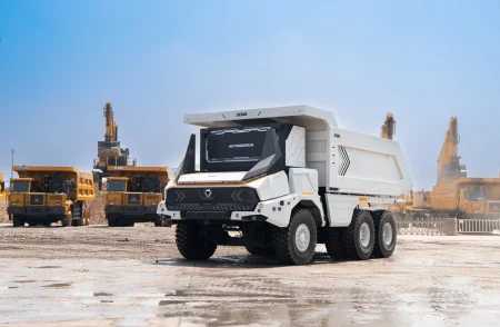 XCMG Delivers 100 AI-Powered Electric Mining Trucks